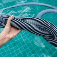 How to maintain your pool hose