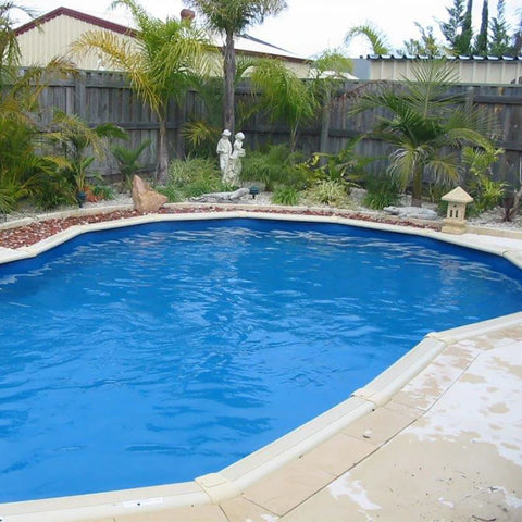 Whitsunday Resin 25 x 16 x 4'6" (7.68 x 4.8 x 1.37m) 4'6" Keyhole flat bottom pool